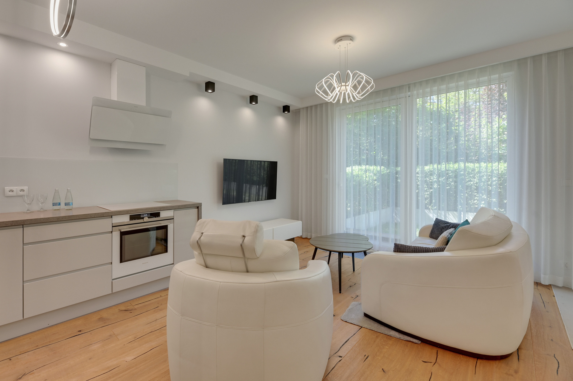 Grand Apartments