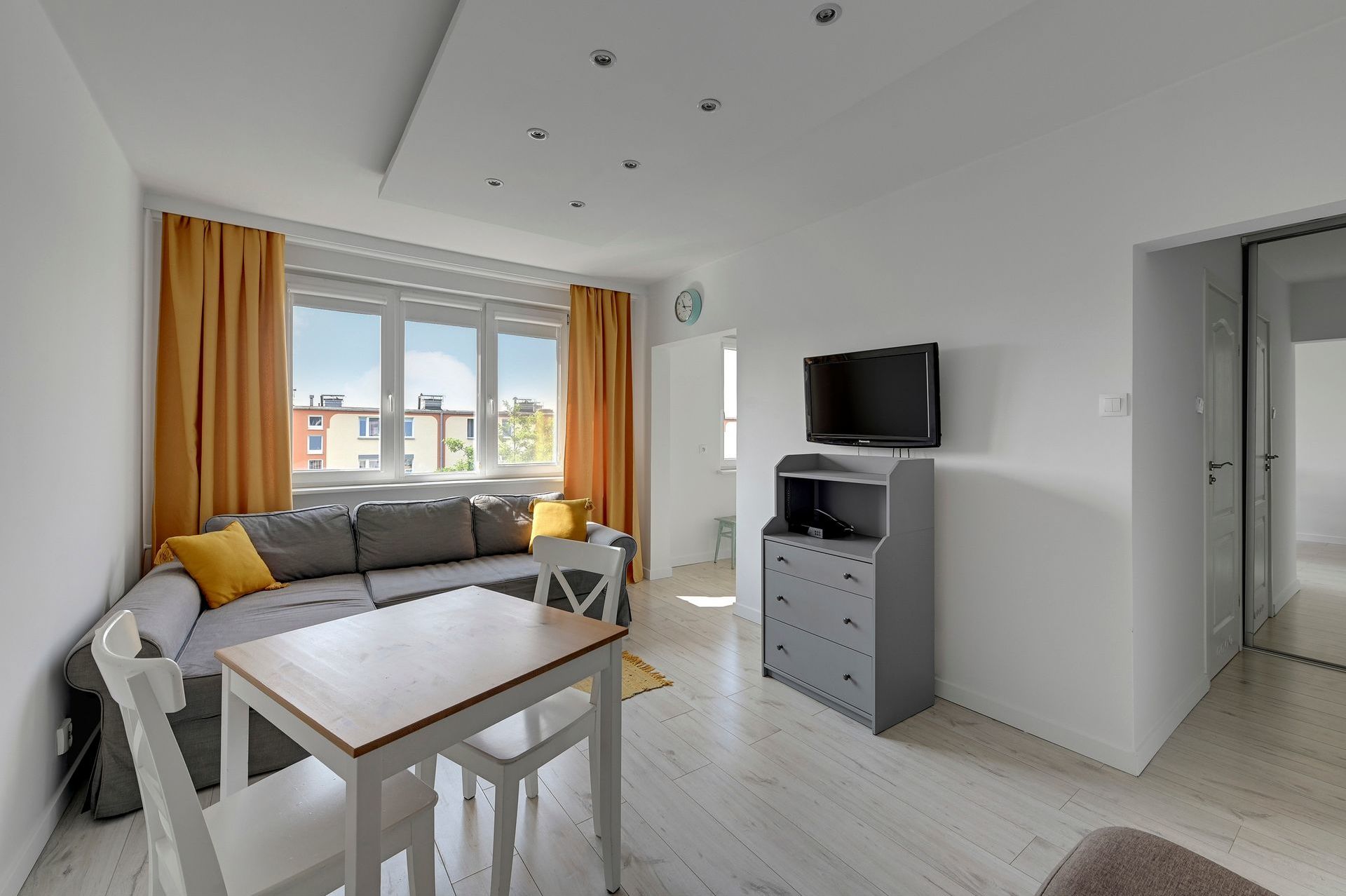 Grand Apartments