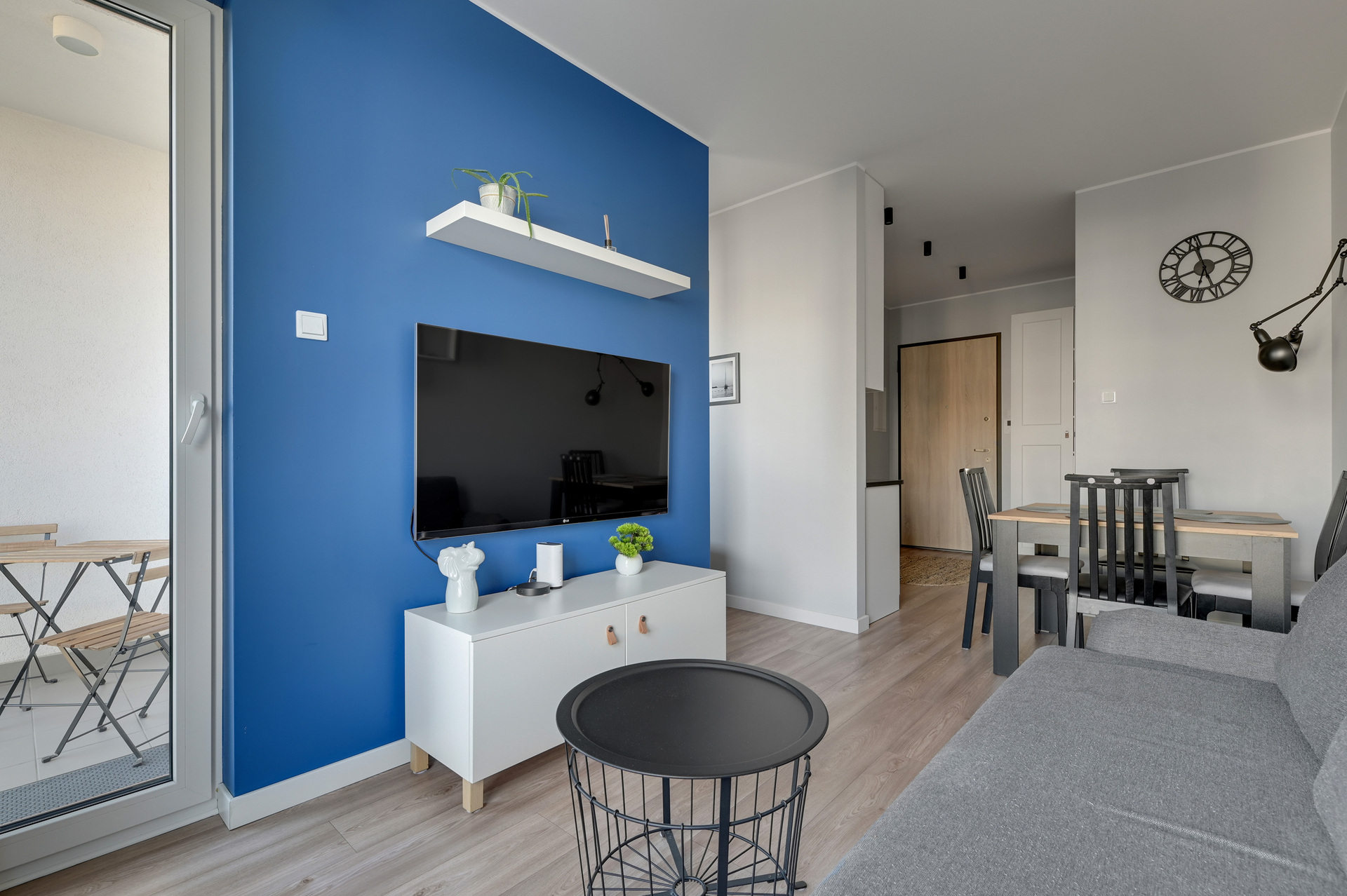 Grand Apartments