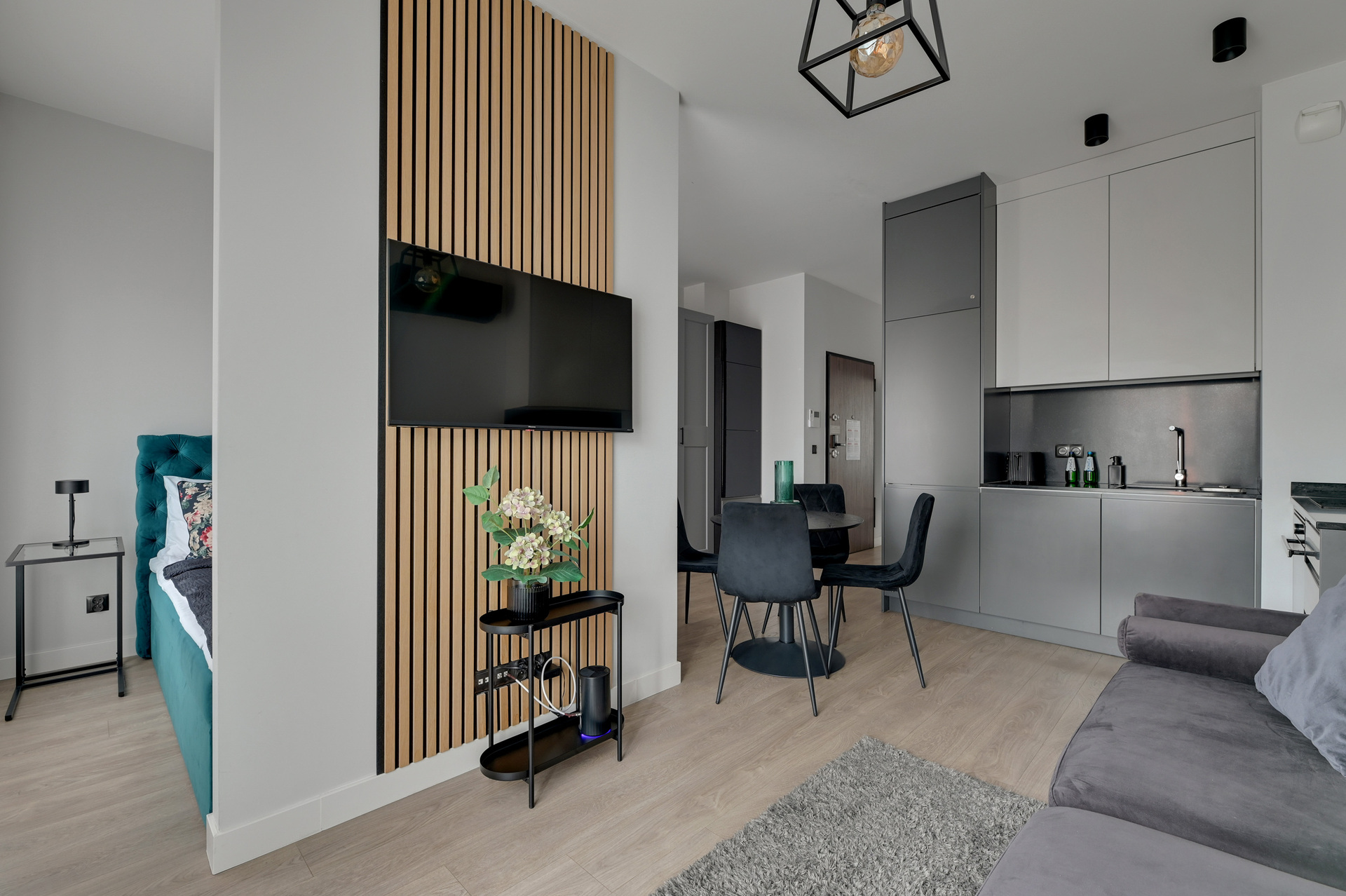Grand Apartments