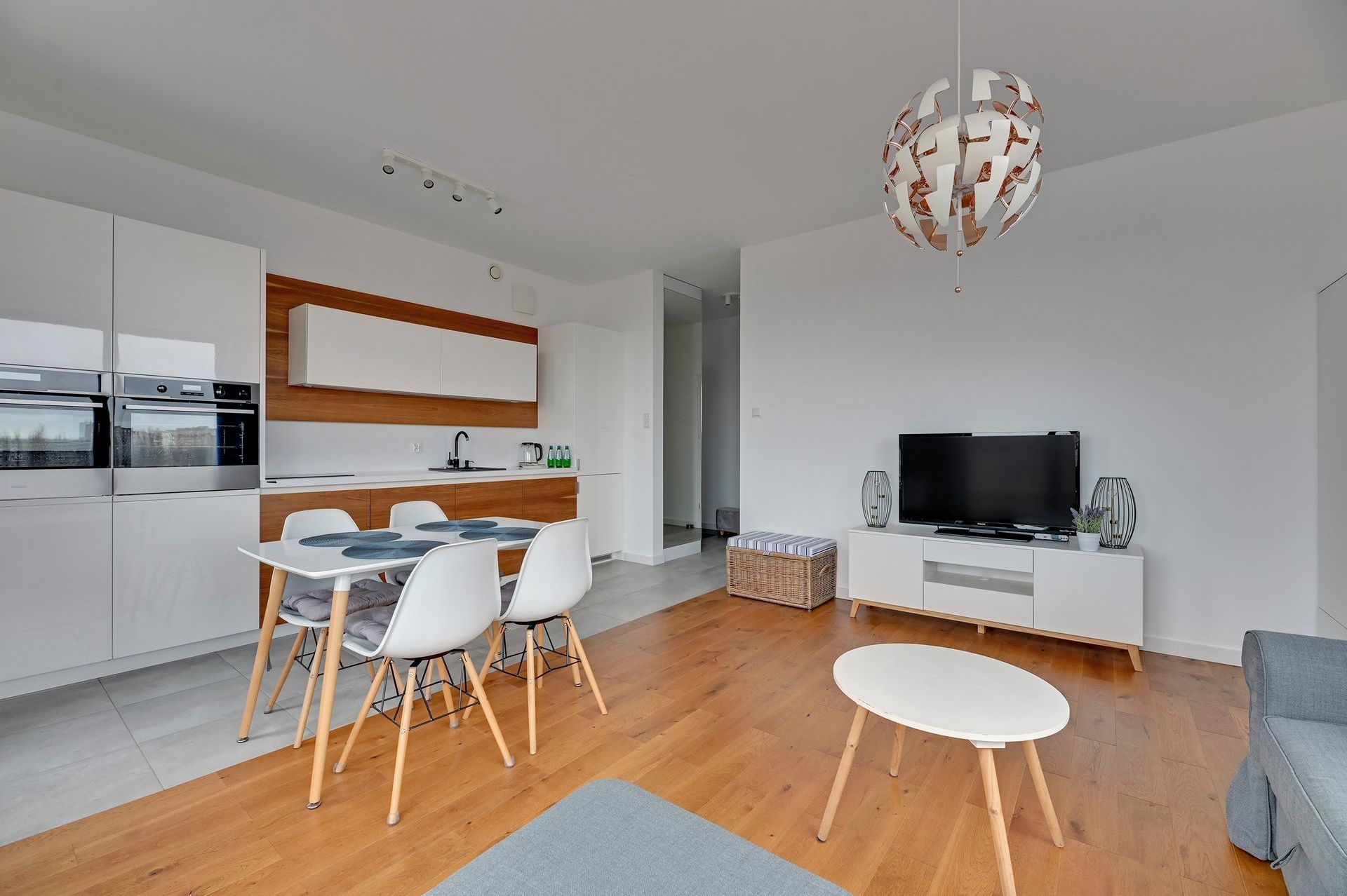 Grand Apartments