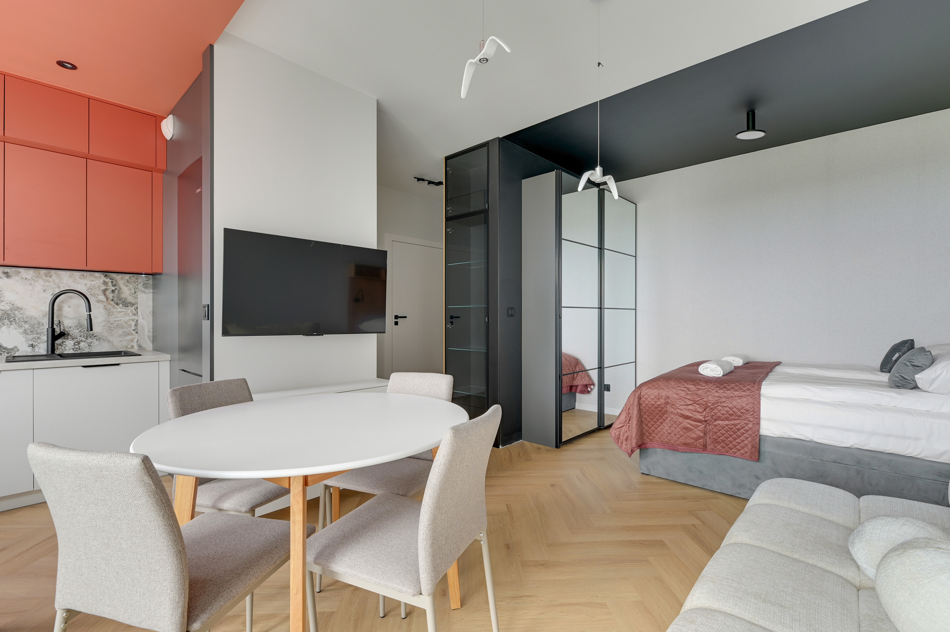 Grand Apartments
