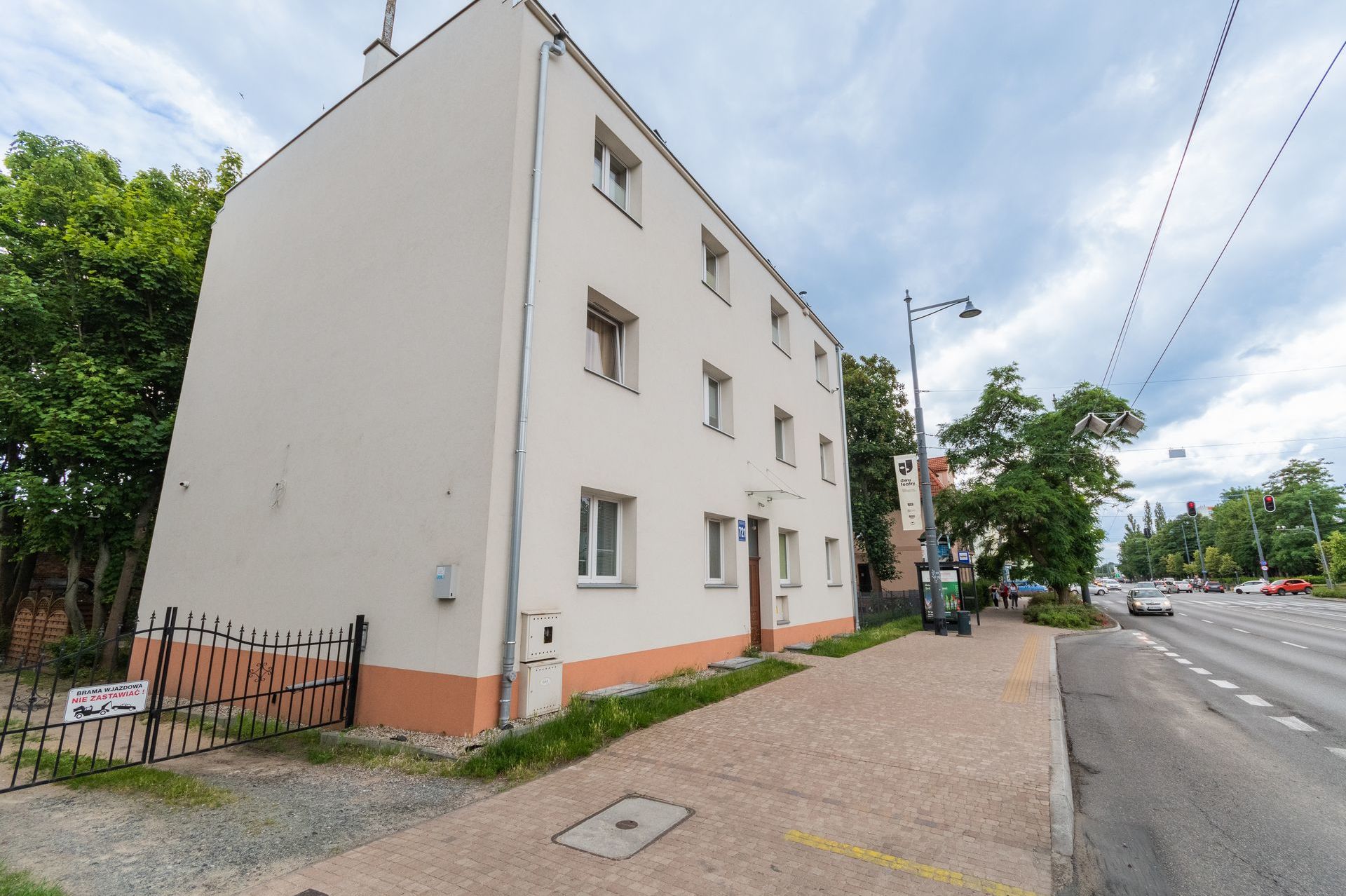 Grand Apartments