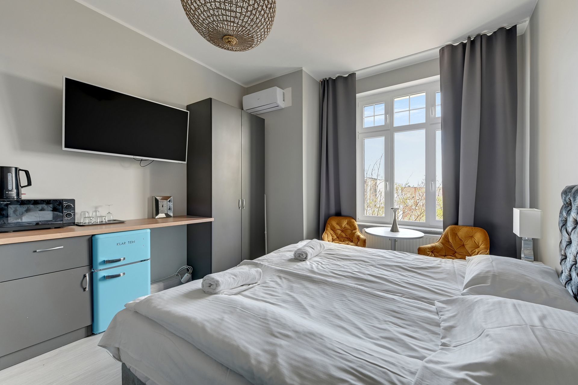 Grand Apartments