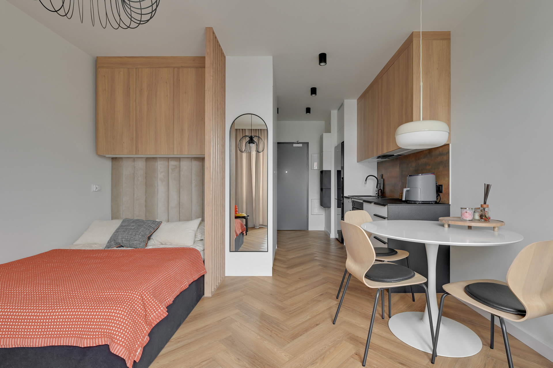 Grand Apartments