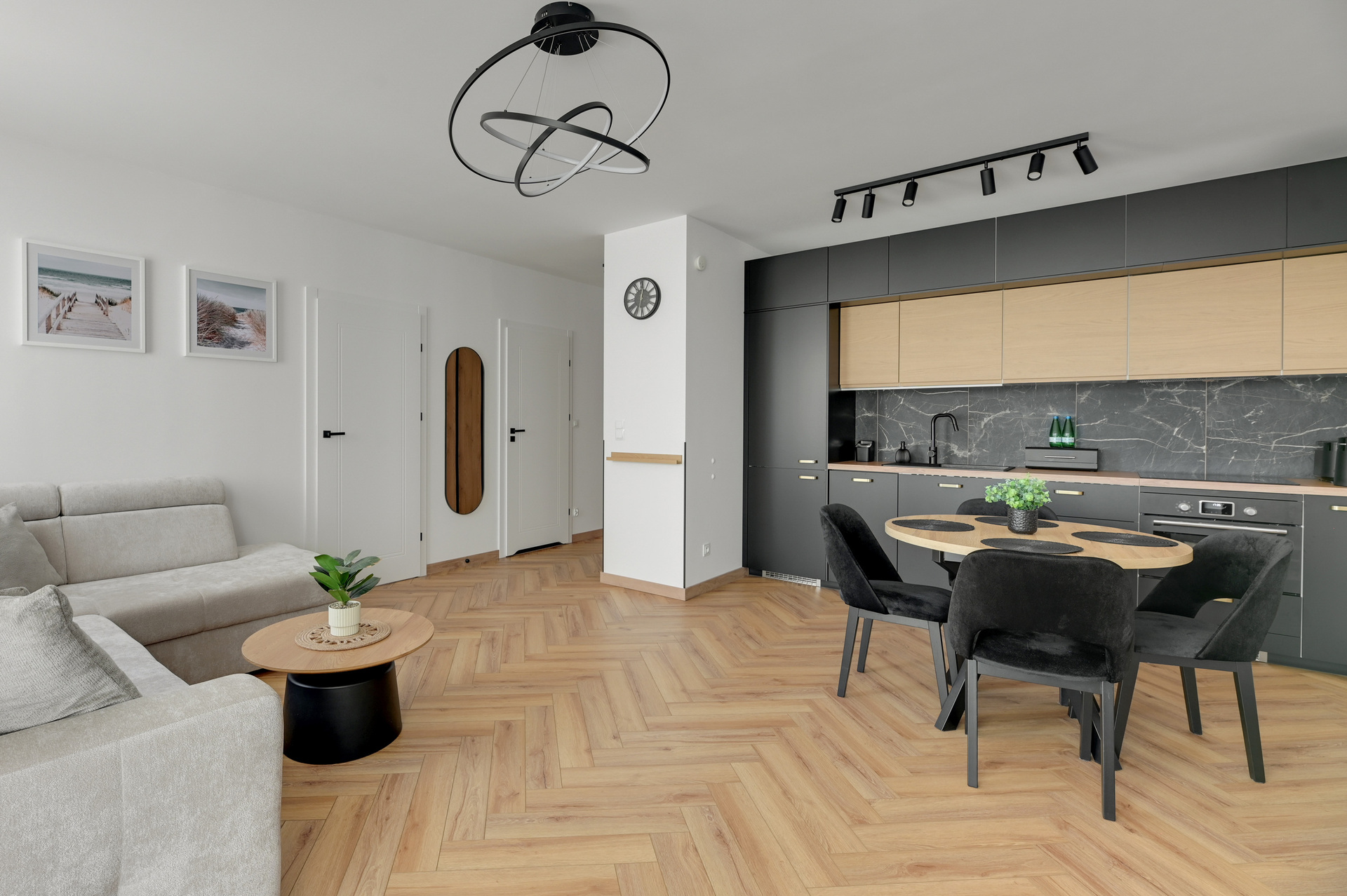 Grand Apartments