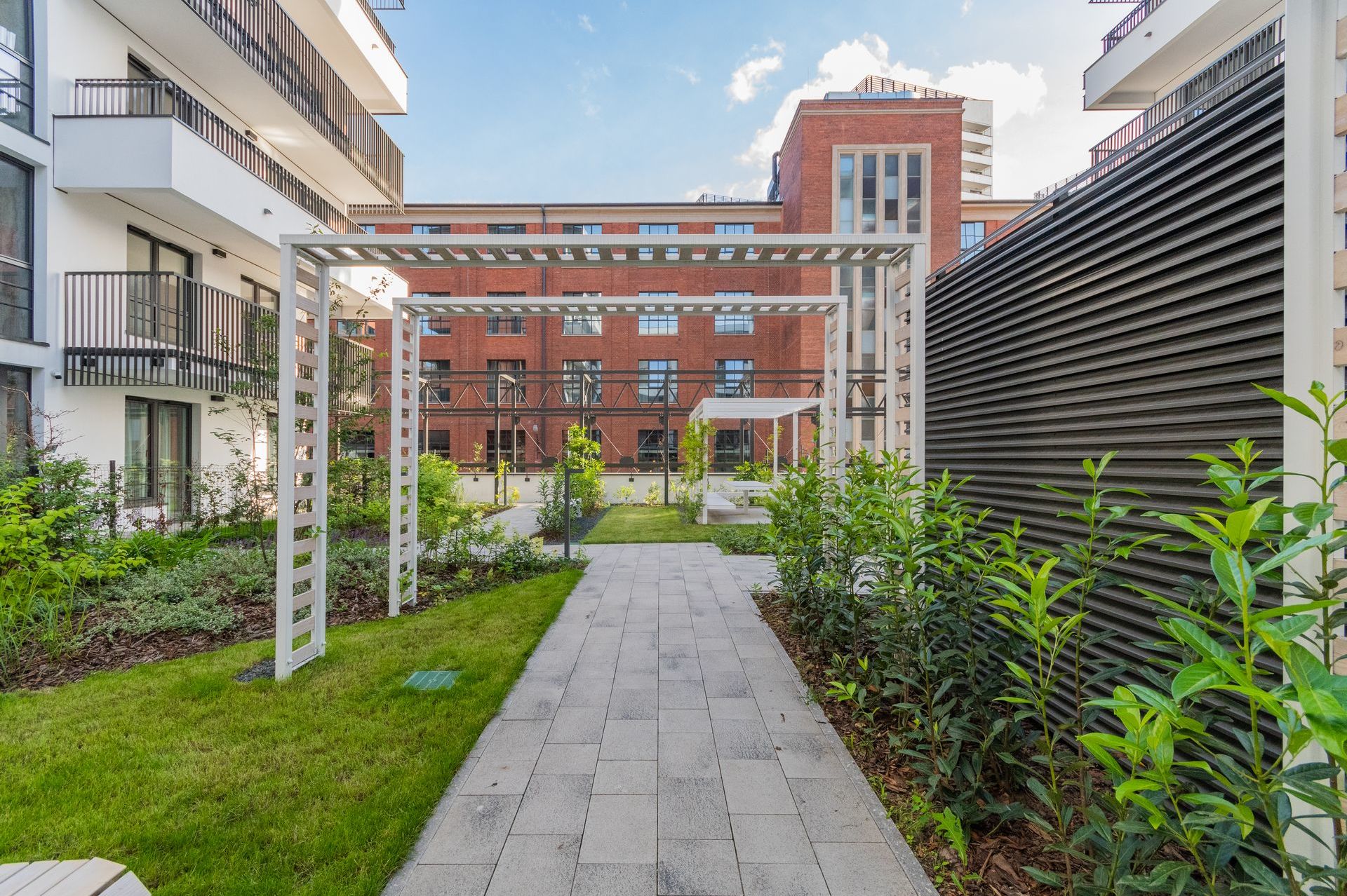 Grand Apartments