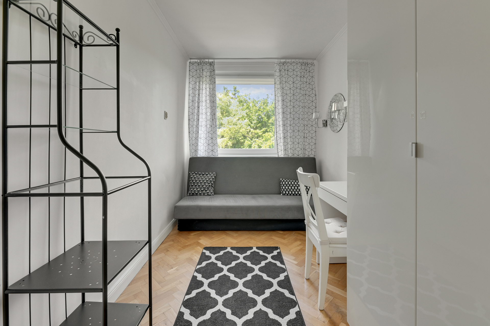 Grand Apartments