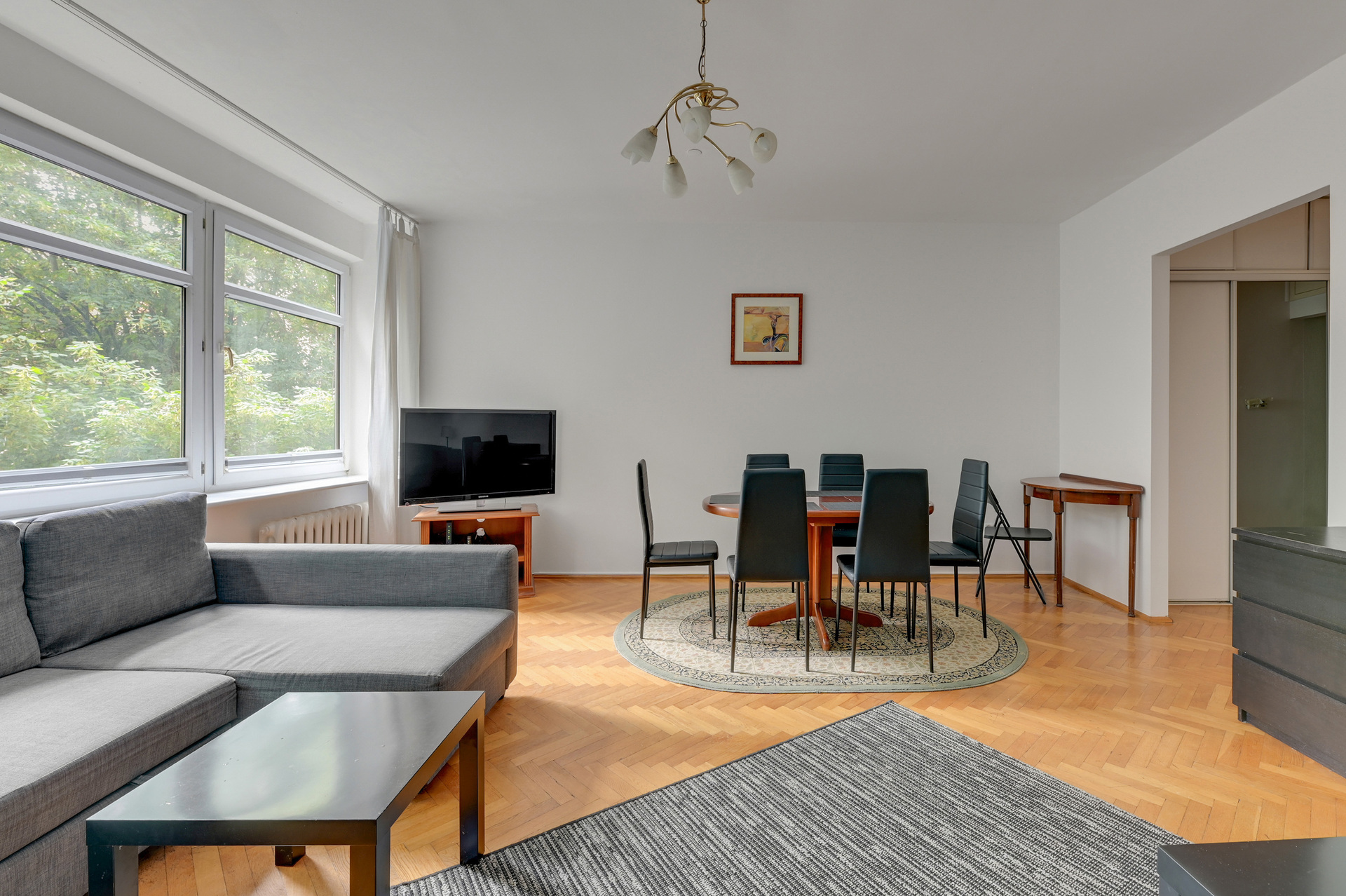 Grand Apartments