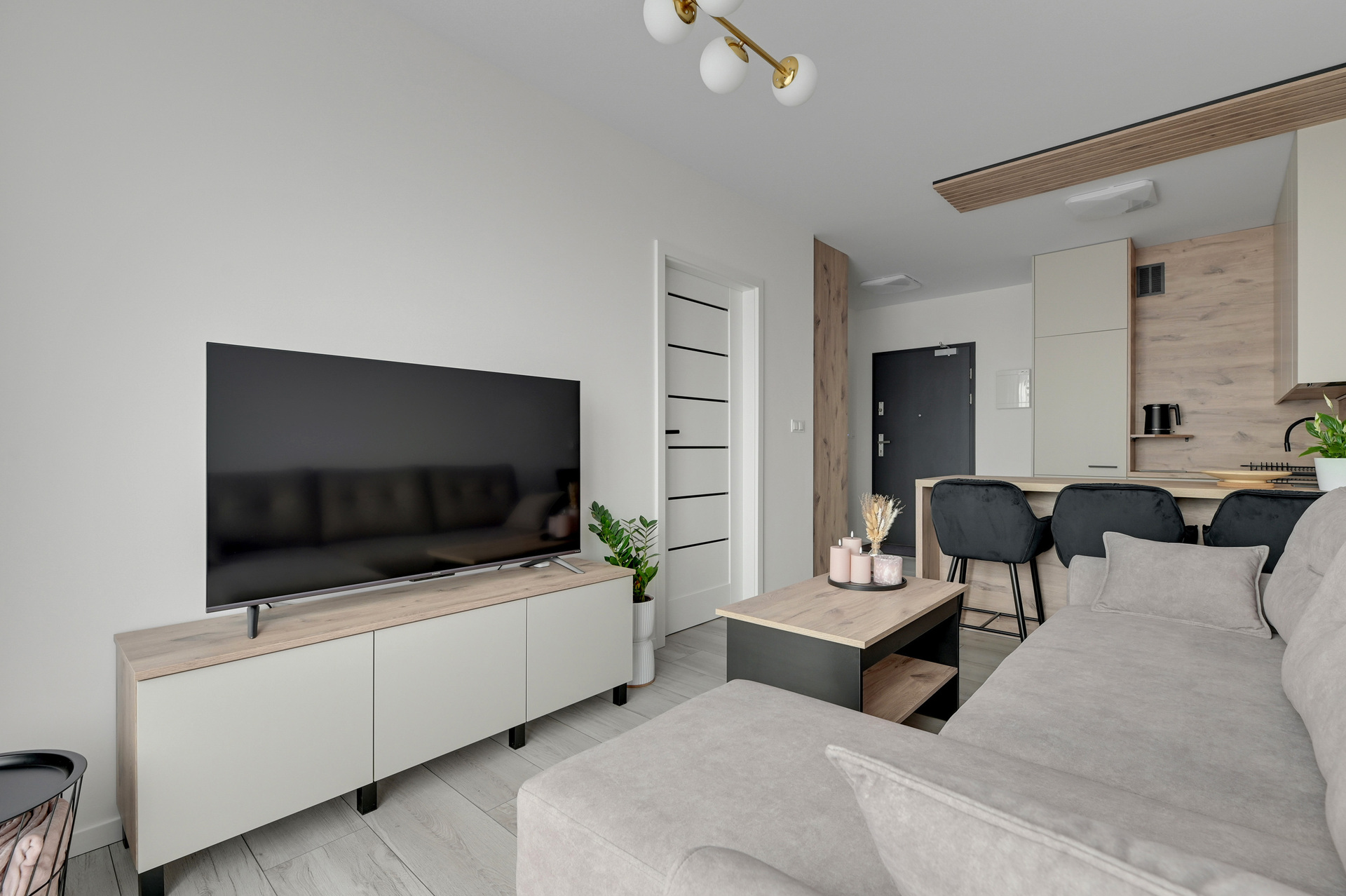 Grand Apartments