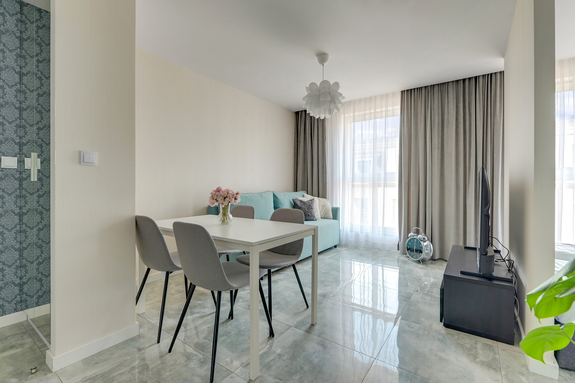 Grand Apartments