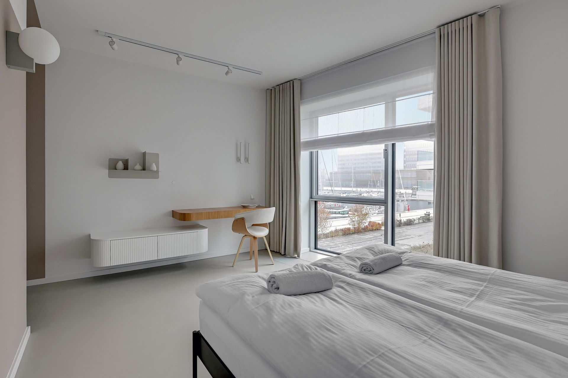 Yacht Park, Gdynia Śródmieście, wynajem gdynia, apartamenty gdynia, widok na marinę, skwer kościuszki