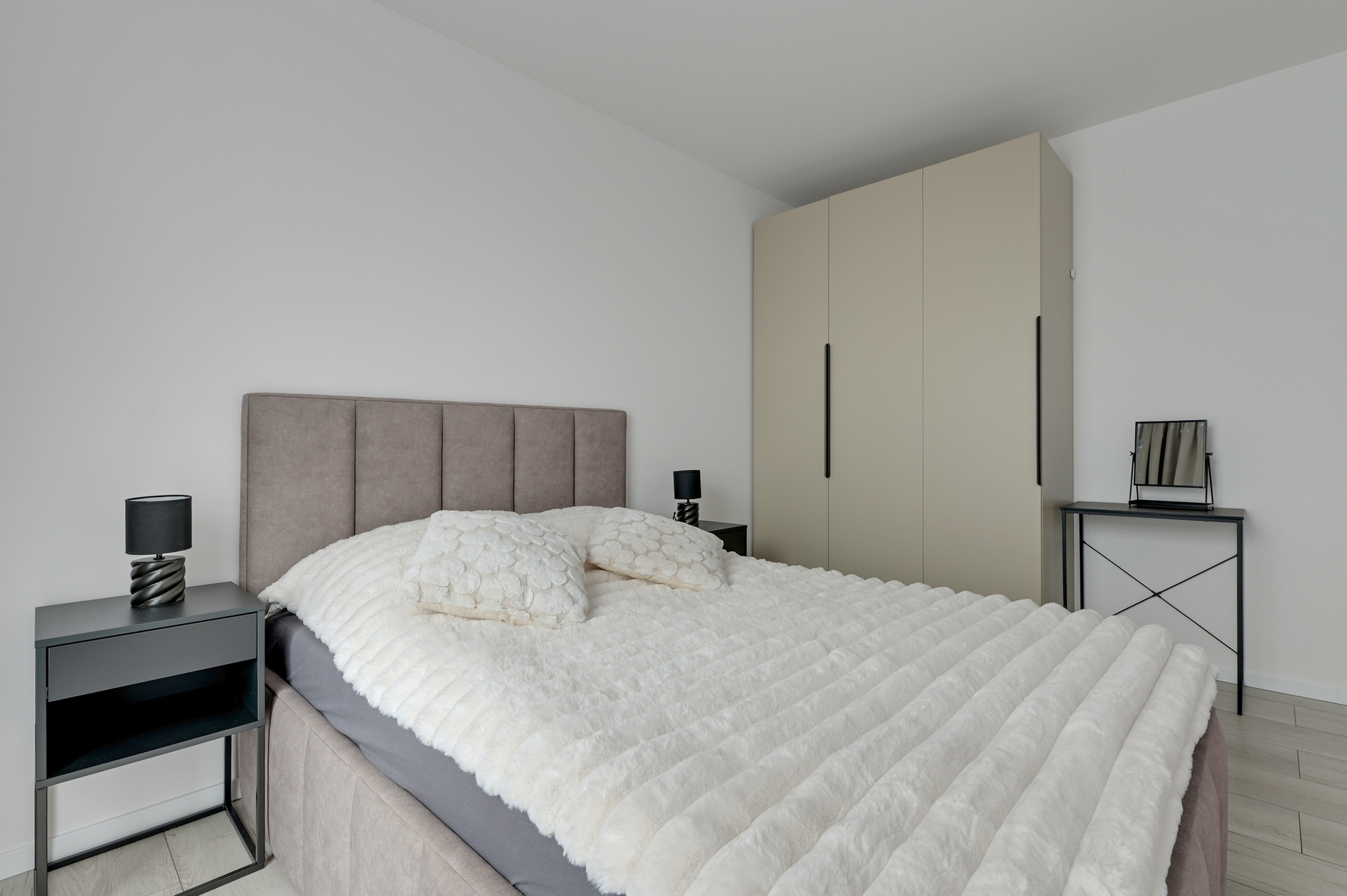 Grand Apartments