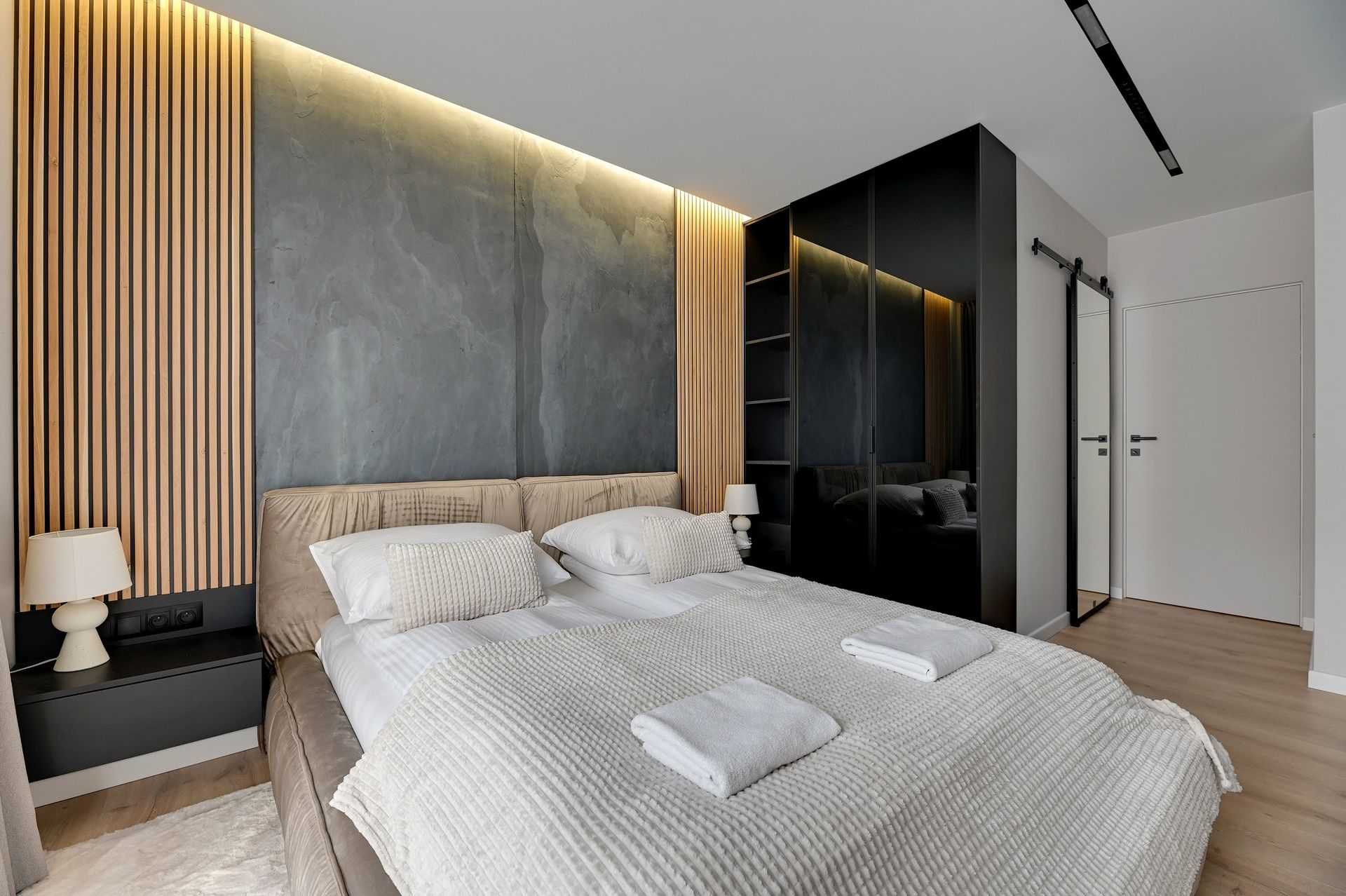 Grand Apartments